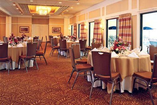 Baymont By Wyndham Meriden Restaurang bild